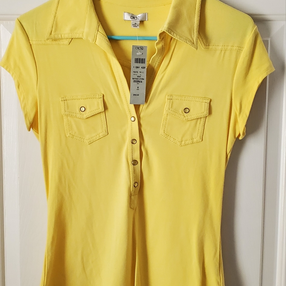 Caché "Sun" 💛 Top w/ Gold Snaps & Stitching *NWOT*